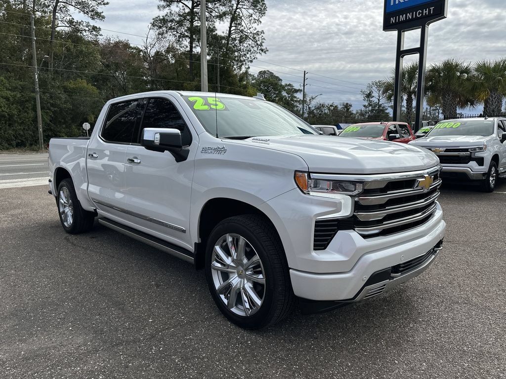 Used 2025 Chevrolet Silverado 1500 High Country AWD/4WD image 10