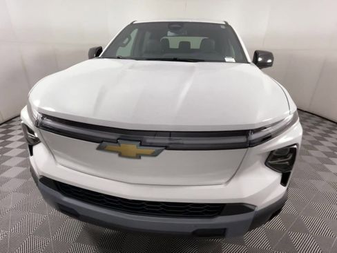 New 2025 Chevrolet Silverado EV LT image 63