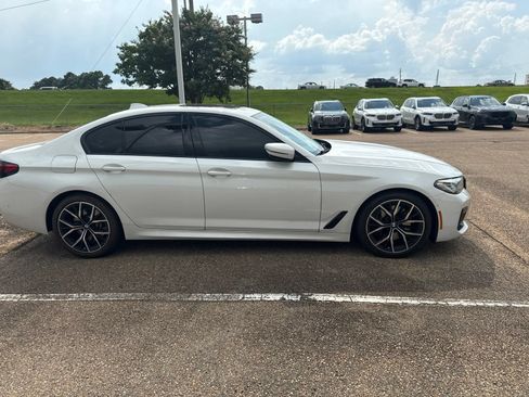 Used 2023 BMW 540i w/ M Sport Package RWD image 4