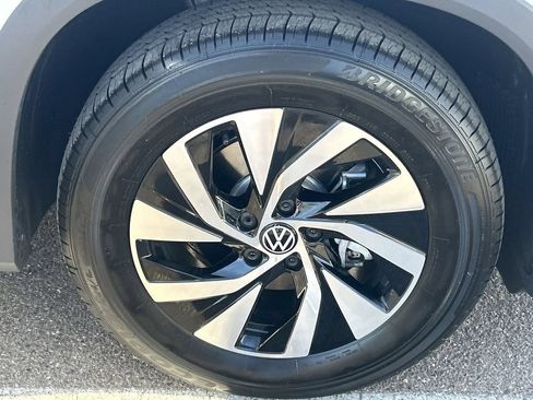 New 2026 Volkswagen Tiguan S FWD image 6
