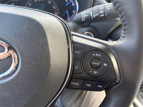 Used 2020 Toyota RAV4 XSE image 26