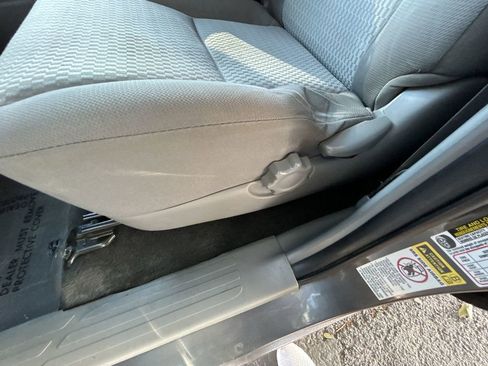 Used 2015 Toyota Tacoma PreRunner image 13