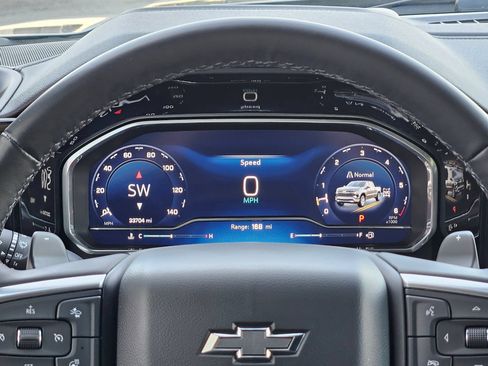 Used 2024 Chevrolet Silverado 1500 RST w/ Rally Edition AWD/4WD image 16