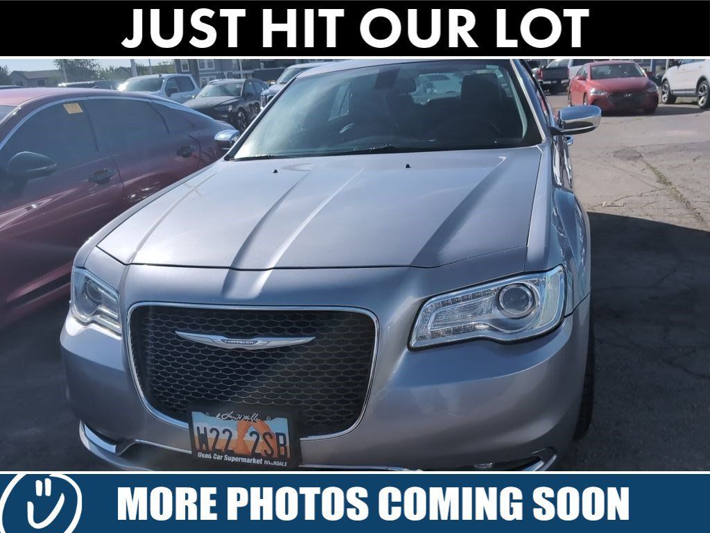 Used 2015 Chrysler 300 C RWD image 21
