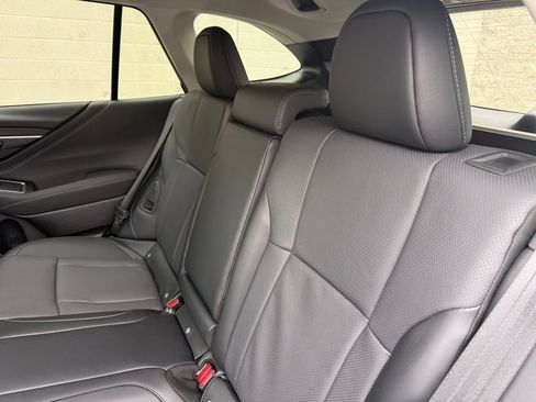 New 2025 Subaru Outback Limited image 26