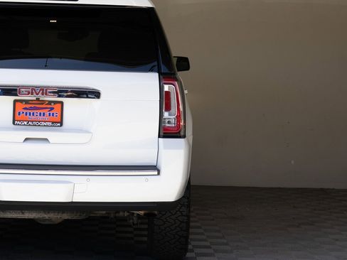 Used 2019 GMC Yukon Denali w/ Denali Ultimate Package image 14