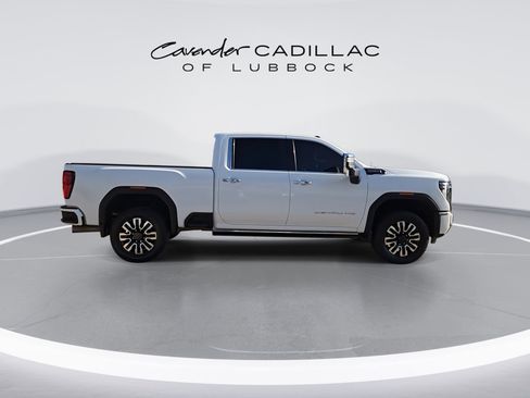 Used 2024 GMC Sierra 2500 Denali Ultimate AWD/4WD image 2