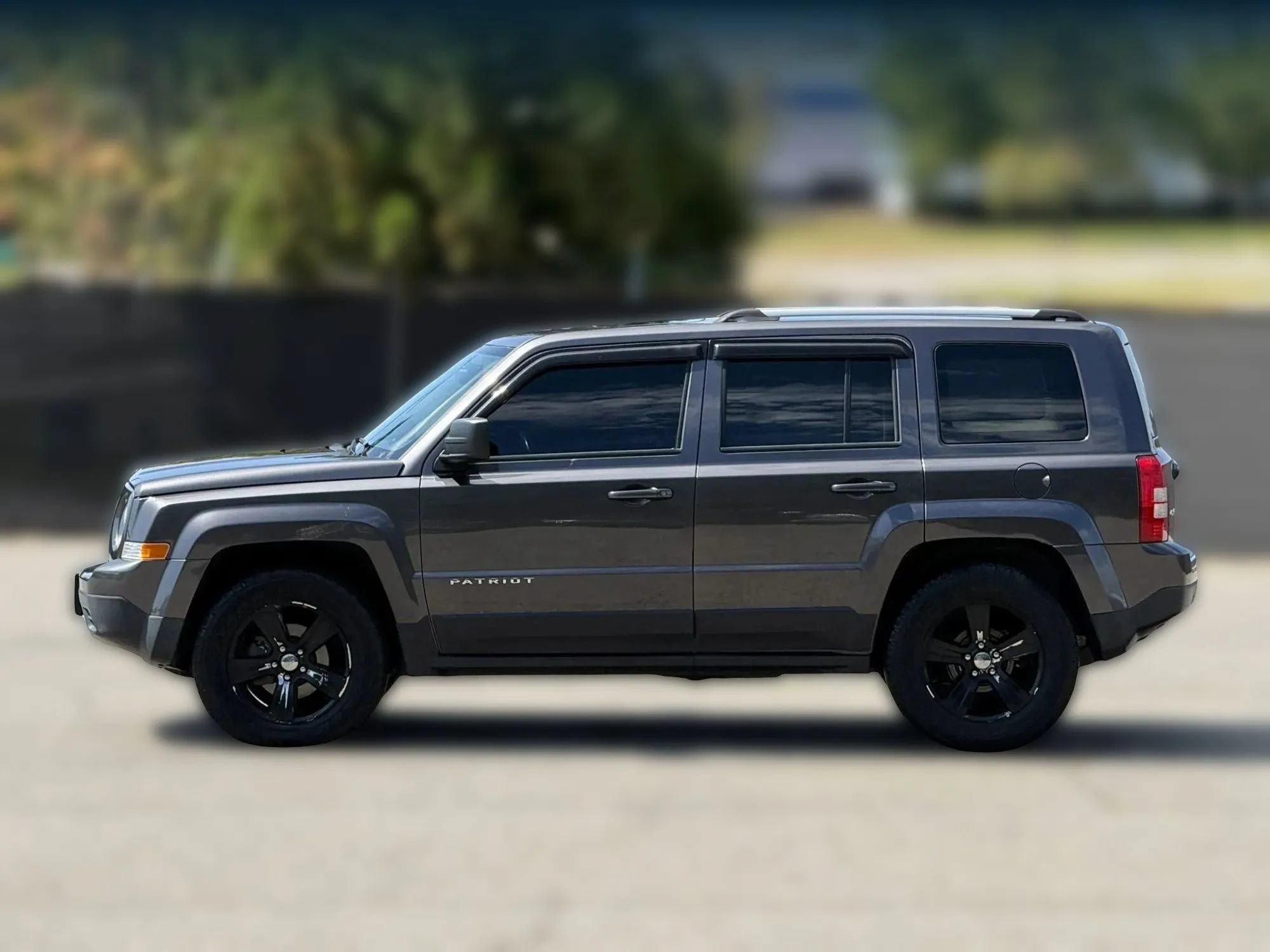 Used 2017 Jeep Patriot High Altitude AWD/4WD image 8