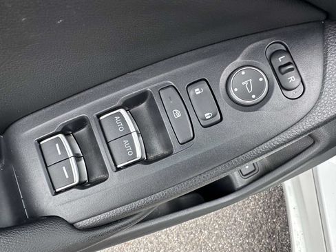 Used 2020 Honda Accord LX image 9