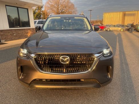 Used 2024 MAZDA CX-90 3.3 Turbo w/ Preferred Plus image 10