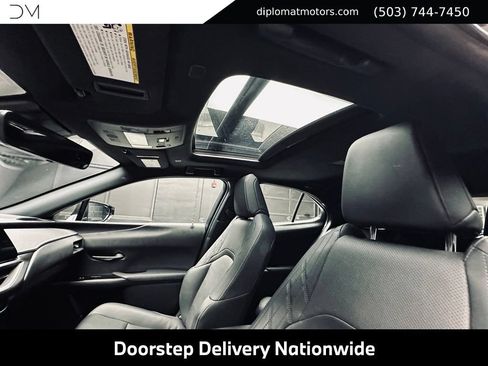 Used 2024 Lexus UX 250h F Sport AWD/4WD image 25