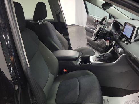 Used 2024 Toyota RAV4 LE image 22