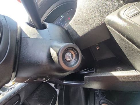 Used 2025 RAM ProMaster 2500 w/ U-Haul Equipment Group FWD image 16