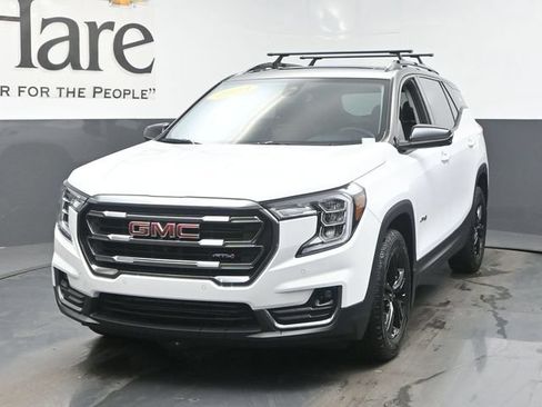 Used 2023 GMC Terrain AT4 w/ Tech Package AWD/4WD image 7