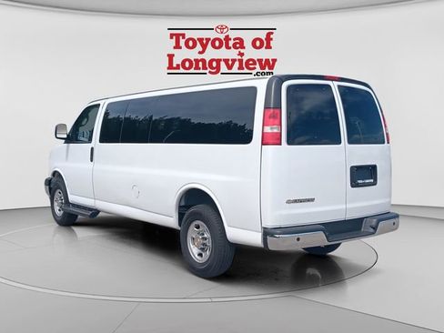 Used 2023 Chevrolet Express 3500 LT w/ LT Preferred Equipment Group RWD image 3