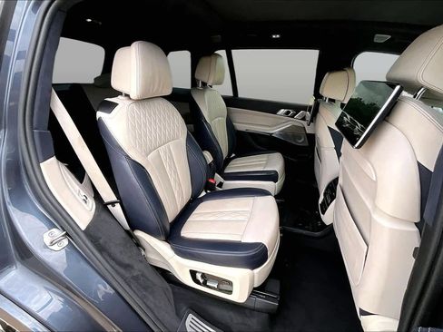 Used 2019 BMW X7 xDrive50i w/ Dynamic Handling Package AWD/4WD image 20