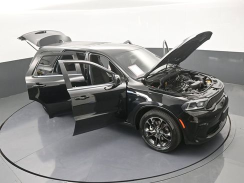 Used 2022 Dodge Durango SXT w/ Blacktop Package image 65