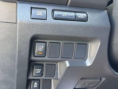 Used 2022 Nissan Frontier S w/ Technology Package RWD image 38