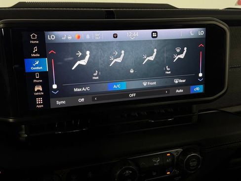 Used 2025 Jeep Wrangler Unlimited Rubicon 4xe w/ Convenience Group image 19