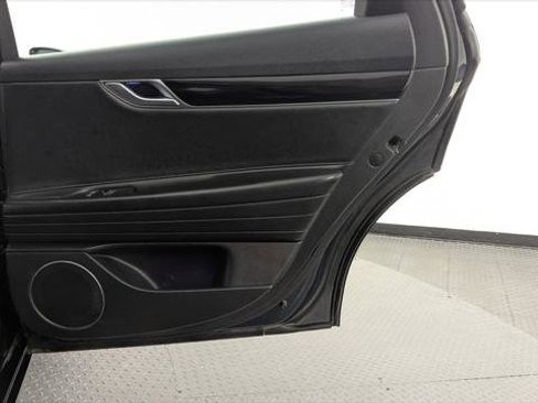 Used 2023 Genesis G80 2.5T image 19