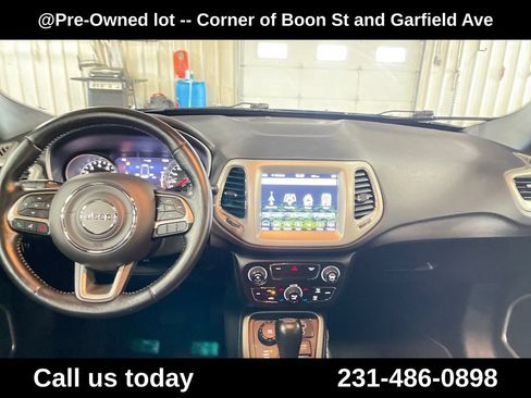 Used 2021 Jeep Compass Latitude AWD/4WD image 25