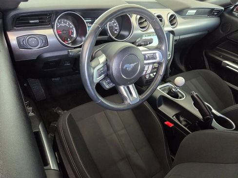 Used 2018 Ford Mustang Coupe w/ Equipment Group 101A image 10