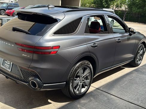 Used 2023 Genesis GV70 3.5T Sport w/ Cargo Package AWD/4WD image 4