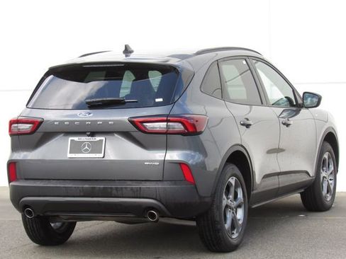 Used 2025 Ford Escape ST-Line AWD/4WD image 6