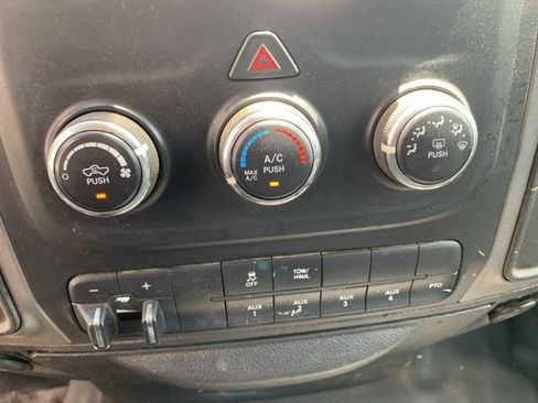 Used 2015 RAM 4500 Tradesman w/ Power & Remote Entry Group RWD image 34
