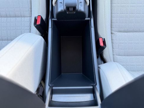 Certified 2026 Honda HR-V LX image 20