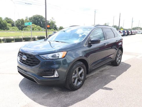 Used 2022 Ford Edge SEL w/ Sport Appearance Package AWD/4WD image 3