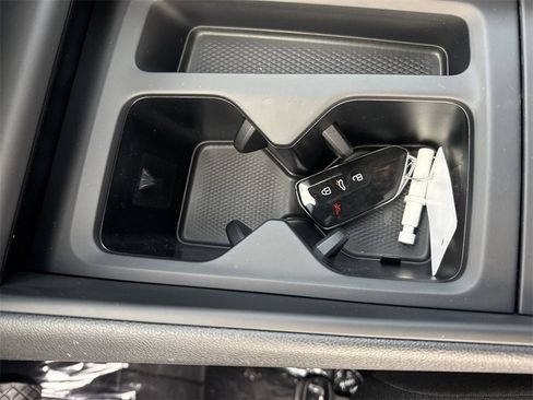 New 2026 Volkswagen Tiguan S image 32