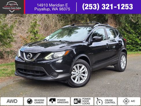 Used 2017 Nissan Rogue Sport SV image 1