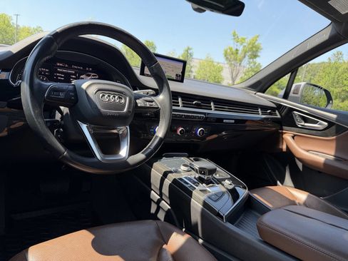 Used 2017 Audi Q7 2.0T Premium Plus w/ Premium Plus Package image 23