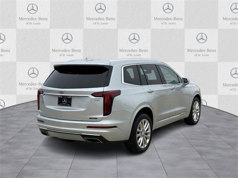 Used 2020 Cadillac XT6 Premium Luxury image 3