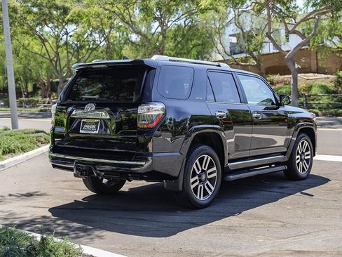 Used 2022 Toyota 4Runner Limited AWD/4WD image 5