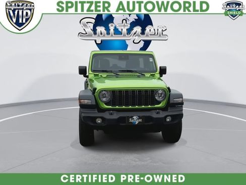 Used 2025 Jeep Wrangler Unlimited Sport AWD/4WD image 3
