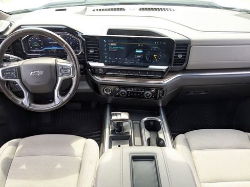 Used 2022 Chevrolet Silverado 1500 RST w/ Z71 Off-Road Package image 14