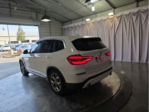 Used 2021 BMW X3 xDrive30e w/ Convenience Package image 7