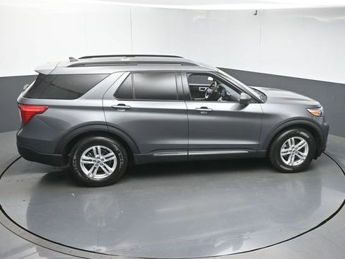 Used 2023 Ford Explorer XLT w/ Equipment Group 202A RWD image 47