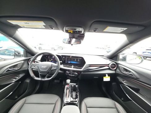 New 2026 Chevrolet Trax RS w/ Driver Confidence Package image 13