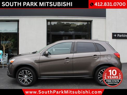 Used 2017 Mitsubishi Outlander Sport ES AWD/4WD image 1