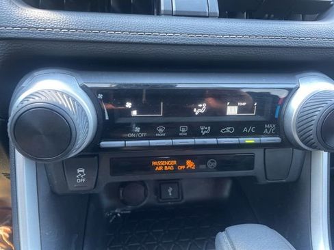 Used 2020 Toyota RAV4 LE w/ All Weather Liner Package FWD image 42