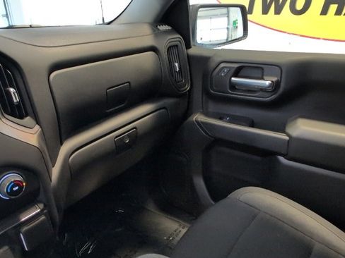 Used 2023 Chevrolet Silverado 1500 Custom image 26