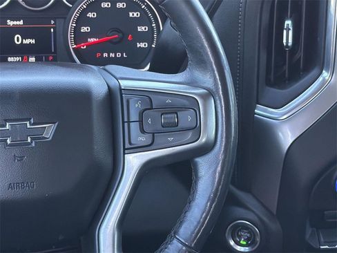 Used 2021 Chevrolet Silverado 1500 LT Trail Boss w/ Convenience Package II image 9