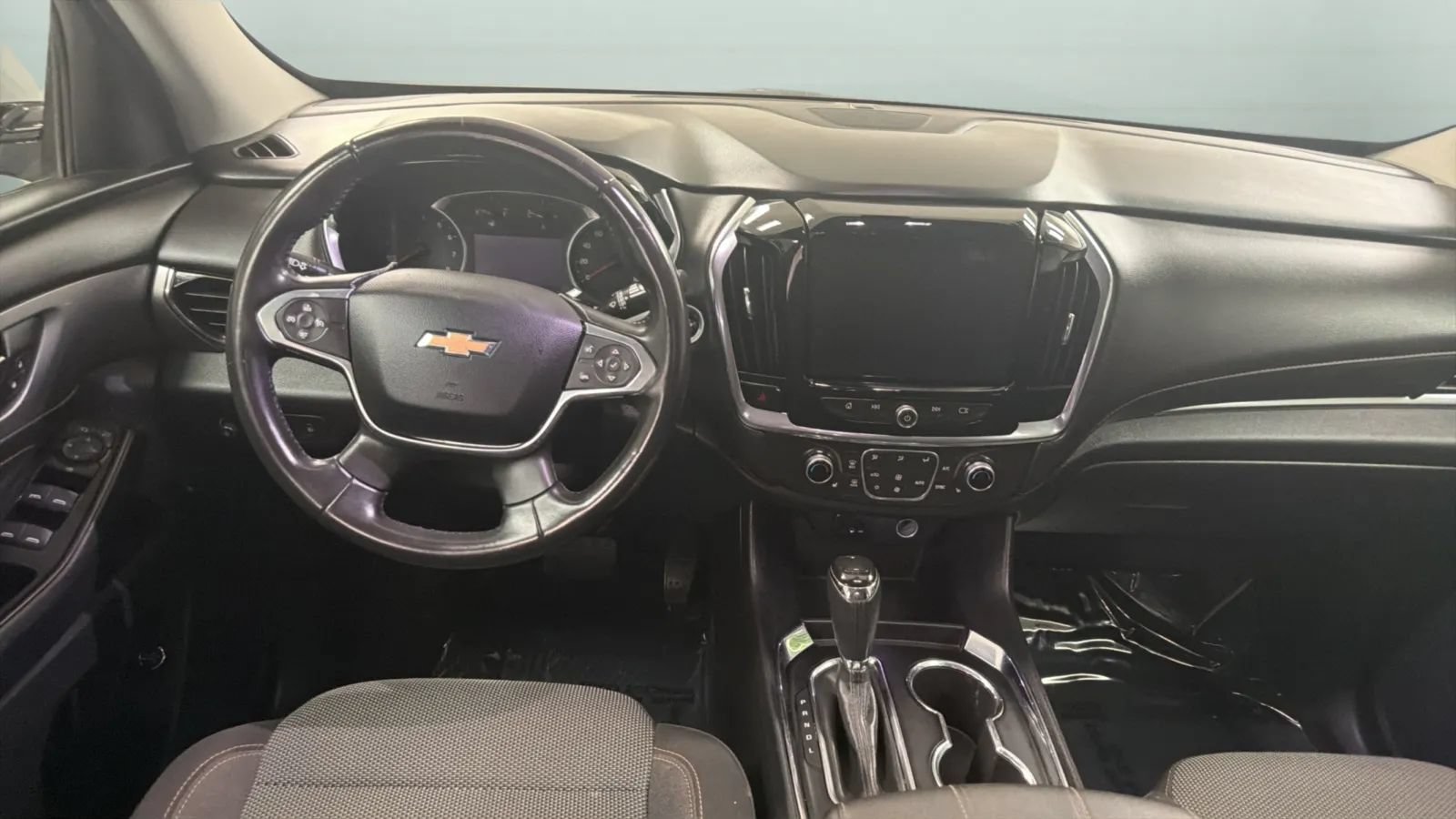 Used 2018 Chevrolet Traverse LT FWD image 10