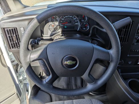 Used 2023 Chevrolet Express 3500 LS image 26