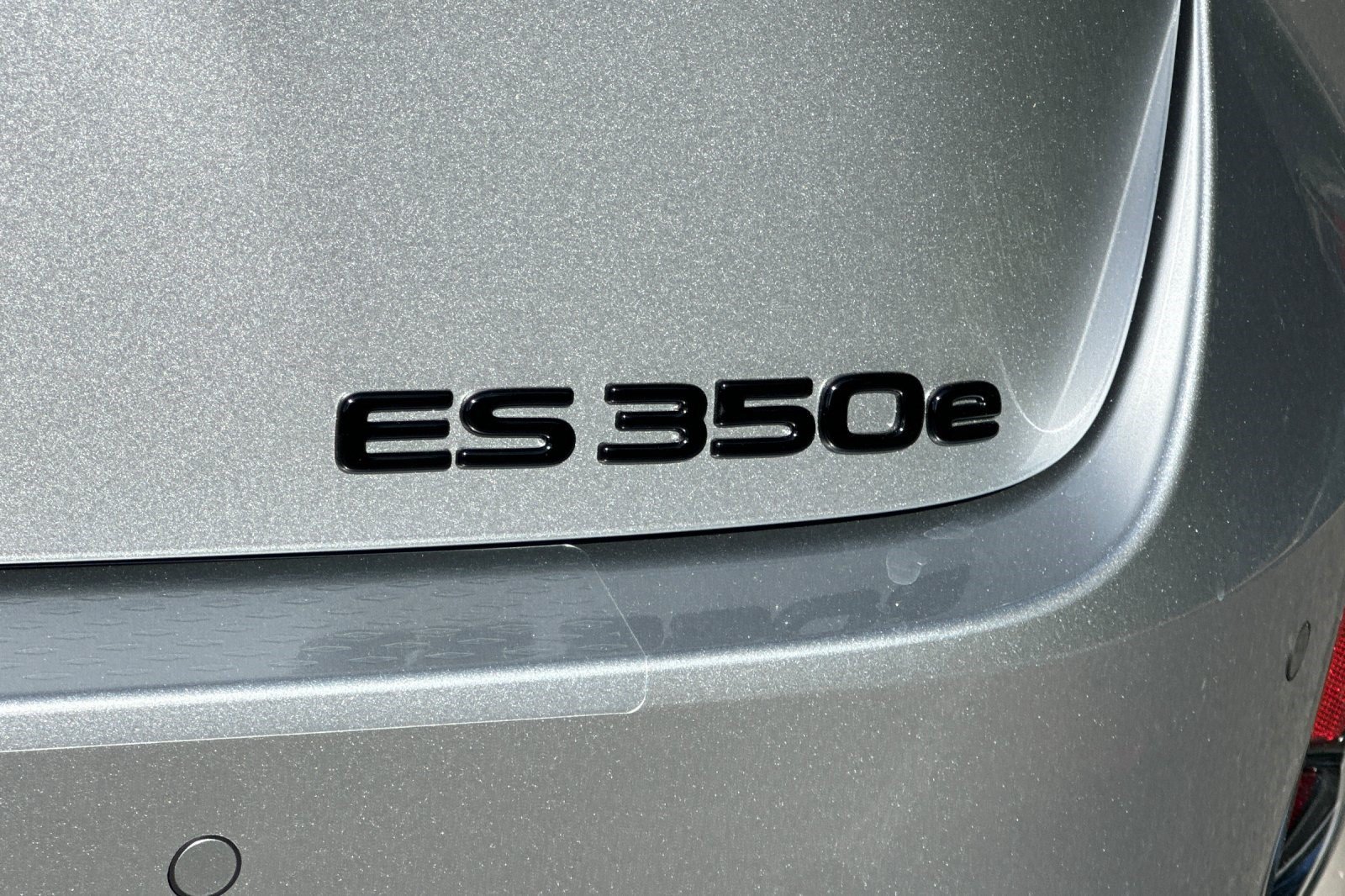 New 2026 Lexus ES 350e w/ Convenience Package FWD image 25