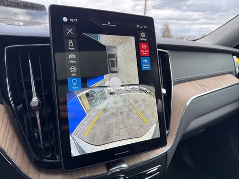 New 2026 Volvo XC60 B5 Ultra w/ Protection Package Premier image 28