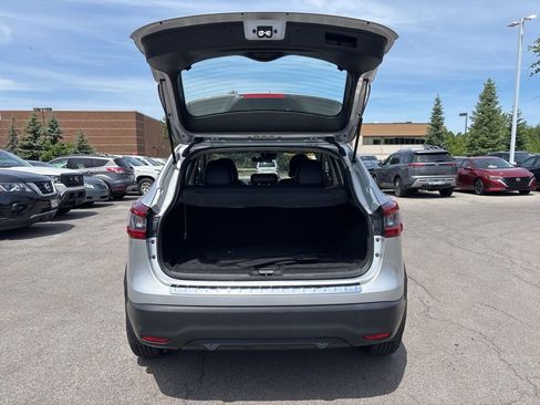 Used 2020 Nissan Rogue Sport SV w/ Technology Package AWD/4WD image 7